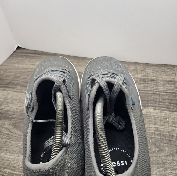 Vessi Weekend Waterproof Sneaker Concrete Grey Womens 11 Mens 10 - Picture 6 of 10